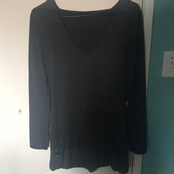 Dress - Picture 1 of 4